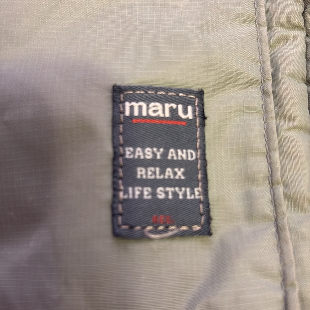 MARU ‘Easy & Relax Life Style’ Multi pocket Utility Zippered Tote Bag. - Picture 2 of 15